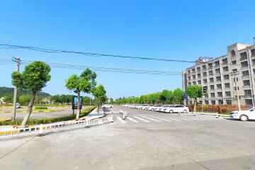 明亮驾校
